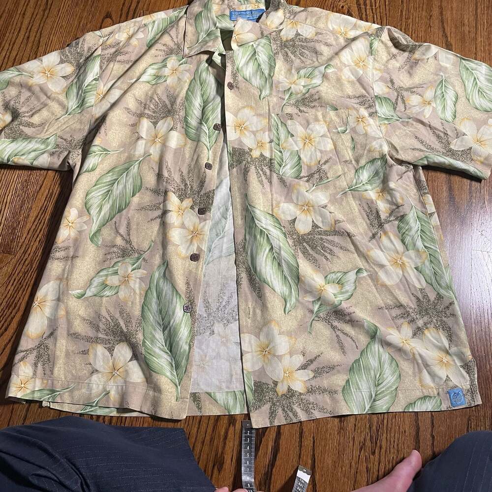 Bermuda Bay Men's XL Tropical Floral Print 100% Silk Short Sleeve Hawaiian Shirt